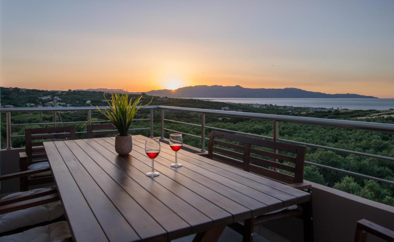 Villa Elisabeth View Gerani  Exteriör bild
